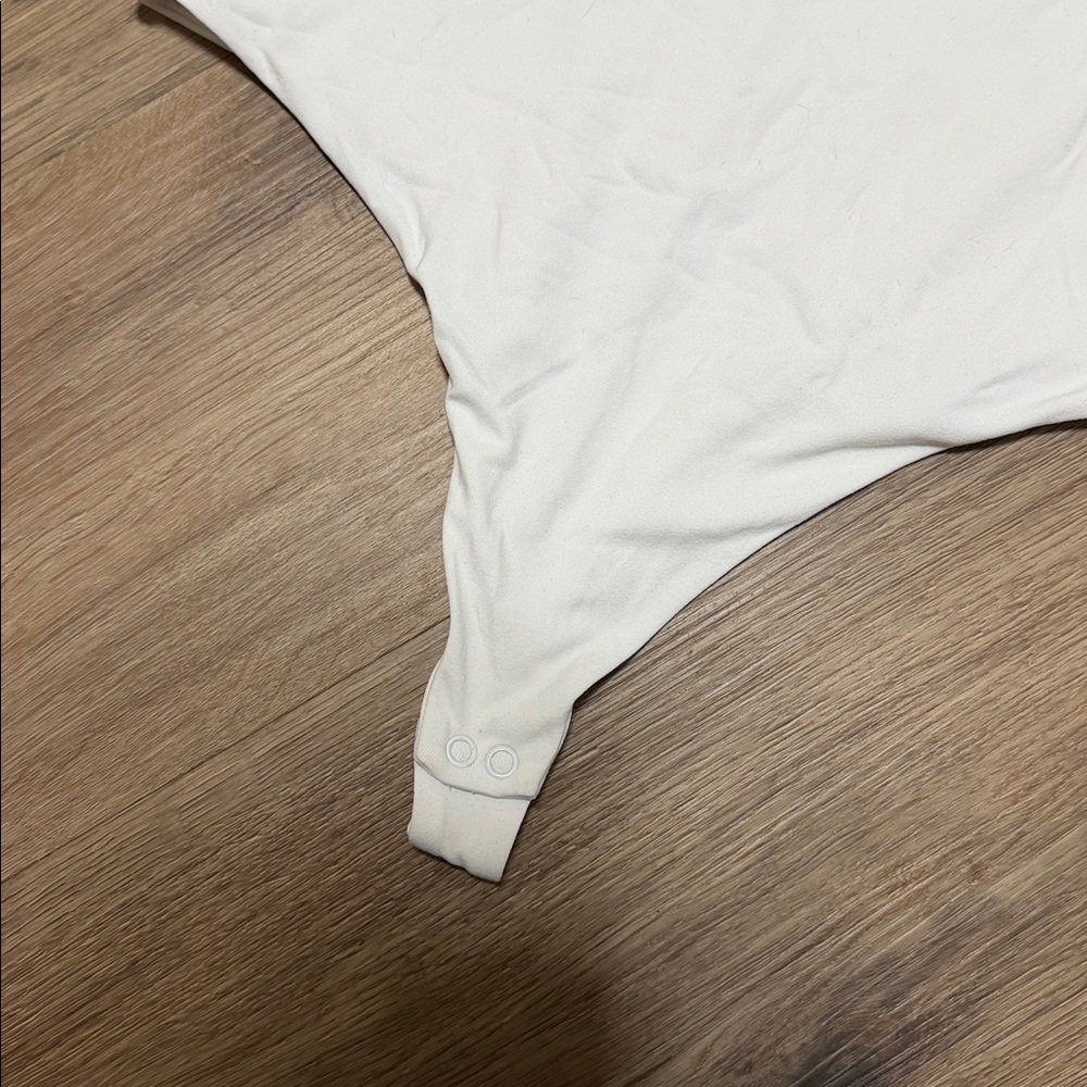 nuuds White Bodysuit - Picture 9 of 10